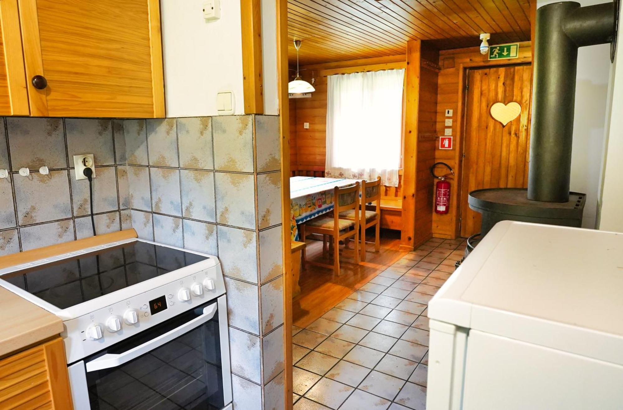 Sobe In Apartmaji Pri Ukcu Bohinj Luaran gambar