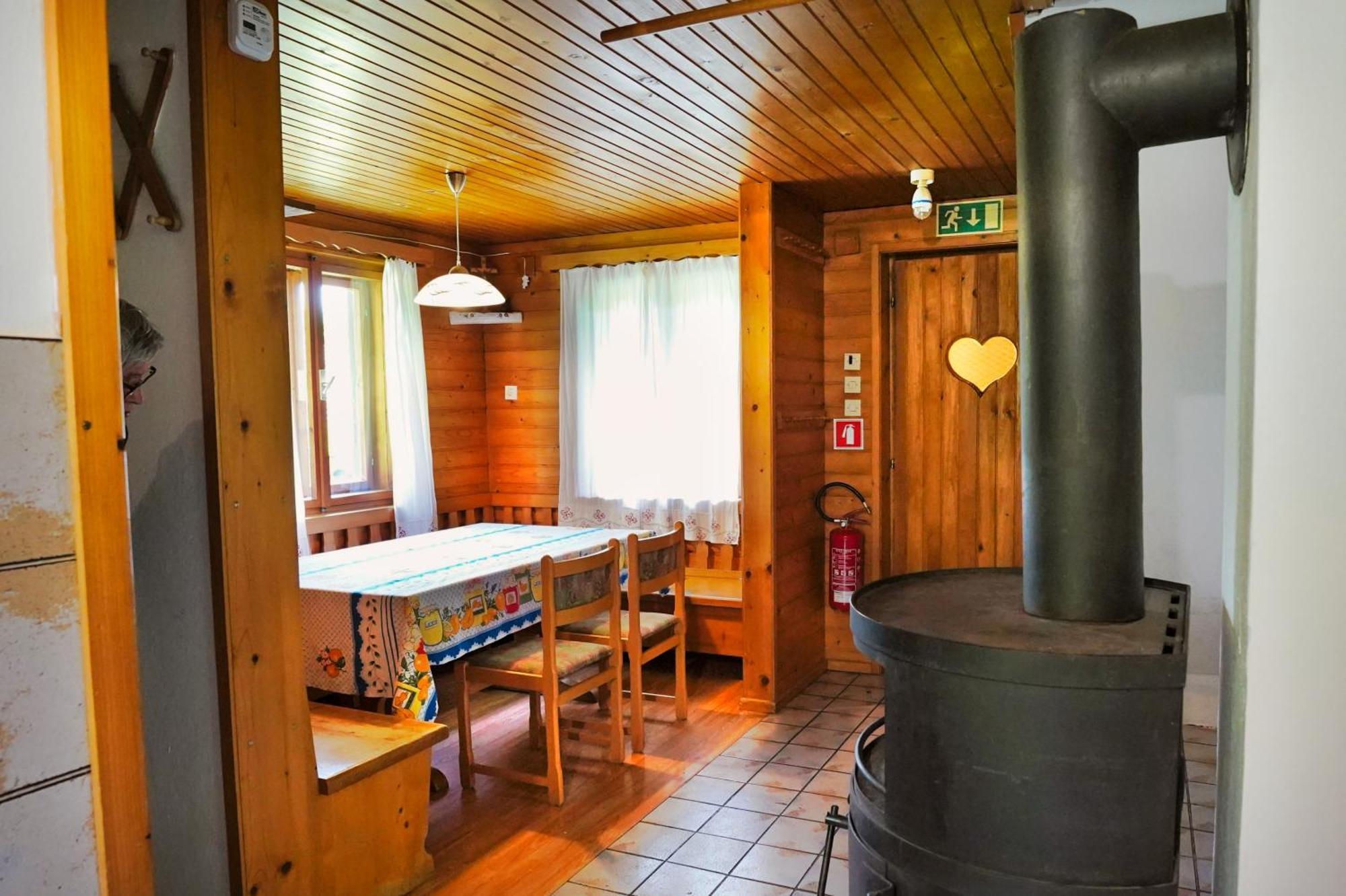 Sobe In Apartmaji Pri Ukcu Bohinj Luaran gambar
