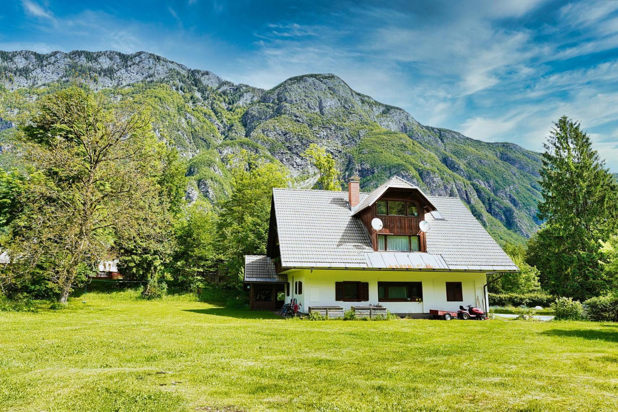 Sobe In Apartmaji Pri Ukcu Bohinj Luaran gambar